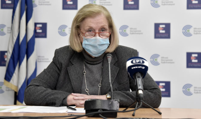 Θεοδωρίδου: «Παγώνει» ο εμβολιασμός εγκύων με AstraZeneca