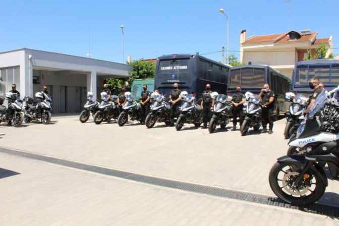 Παραδόθηκαν 16 νέες μοτοσυκλέτες για την ενίσχυση του στόλου των αστυνομικών υπηρεσιών της Περιφέρειας Θεσσαλίας