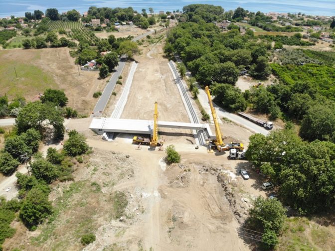 Προχωρούν οι εργασίες κατασκευής της νέας γέφυρας στο Πουρί Αγιοκάμπου