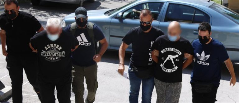 Ηλιούπολη: Φρίκη! 19χρονη θύμα κακοποίησης από πατέρα και αστυνομικό