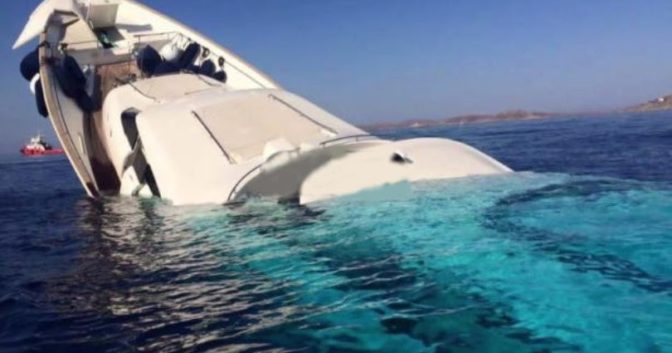 Ερέτρια: Κινδύνευσαν 5 άτομα από τη βύθιση σκάφους