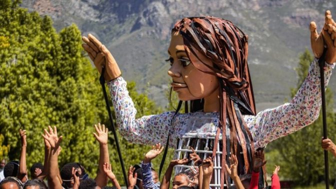 150 λουλούδια στα Τρίκαλα για τη «Μικρή Αμάλ»