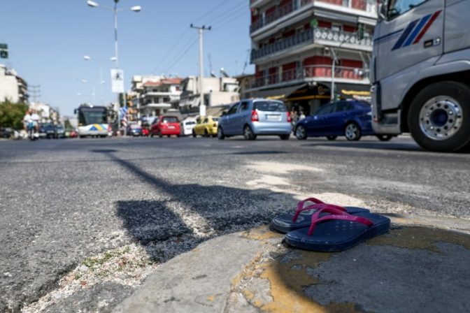 Νίκαια: Φορτηγό παρέσυρε και σκότωσε ένα κοριτσάκι 7 ετών