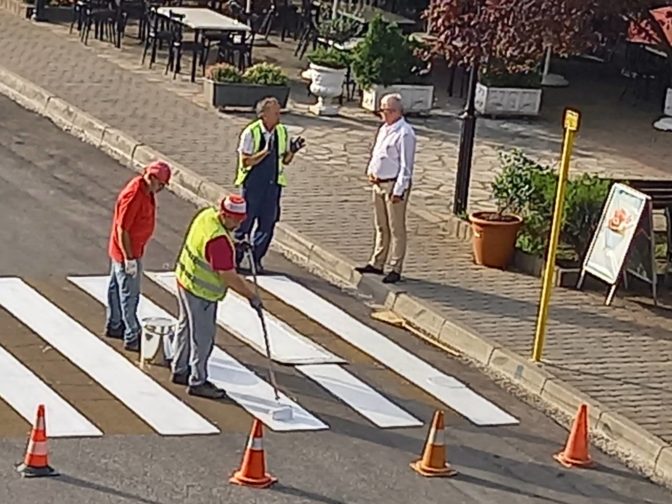 Συνεχίζονται οι εργασίες διαγράμμισης στον Δήμο Μετεώρων
