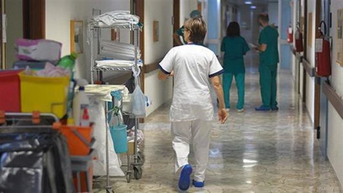 Αναστολή των αδειών των υγειονομικών από 1η Σεπτεμβρίου