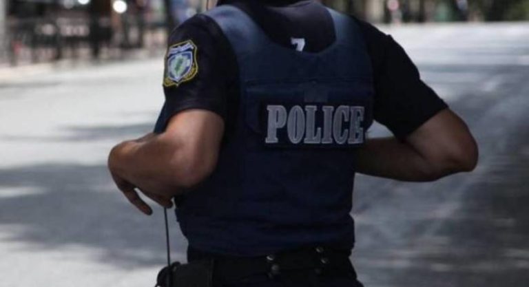 Αστυνομικός έκλεψε 600 ευρώ τα οποία ανήκαν σε κρατουμένους