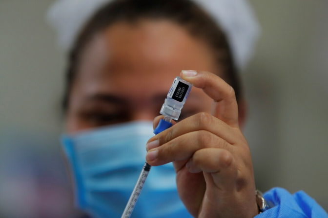 Εντός του εξαμήνου υποχωρεί η αποτελεσματικότητα των εμβολίων