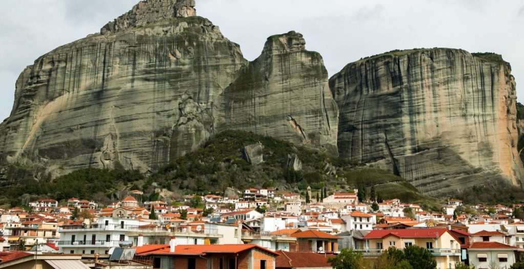 Πεζοπορία στα Μετέωρα διοργανώνει η Ο.Λ.Κ.