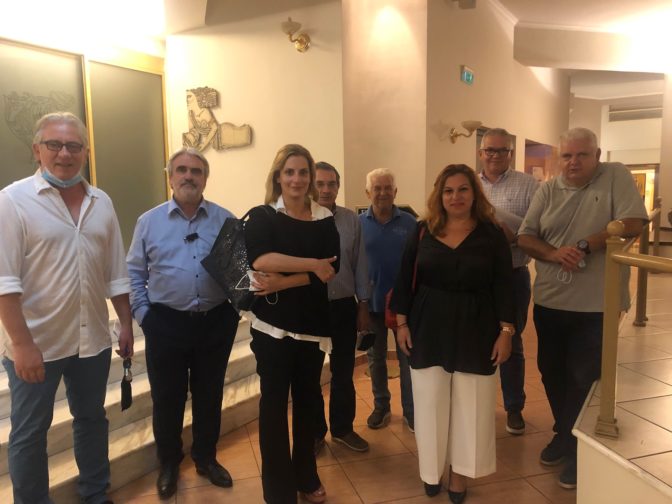 Συνάντηση του ΔΣ της Ένωσης Ξενοδοχείων ν. Τρικάλων με τη Διοίκηση του Ενιαίου τουριστικού φορέα στα Τρίκαλα
