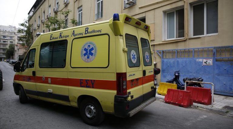 ΛΑΜΙΑ: 44χρονος άντρας κρεμάστηκε από το μπαλκόνι του στο κέντρο της πόλης