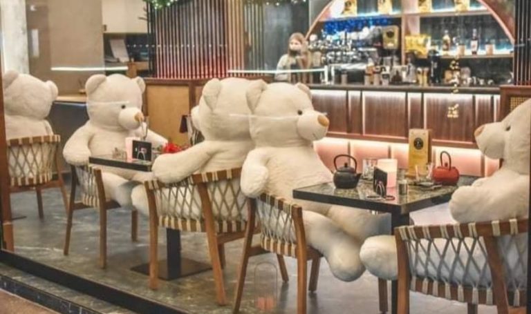 Αποκλεισμός και των ανηλίκων 12 έως 17 από τη ...ζωή;