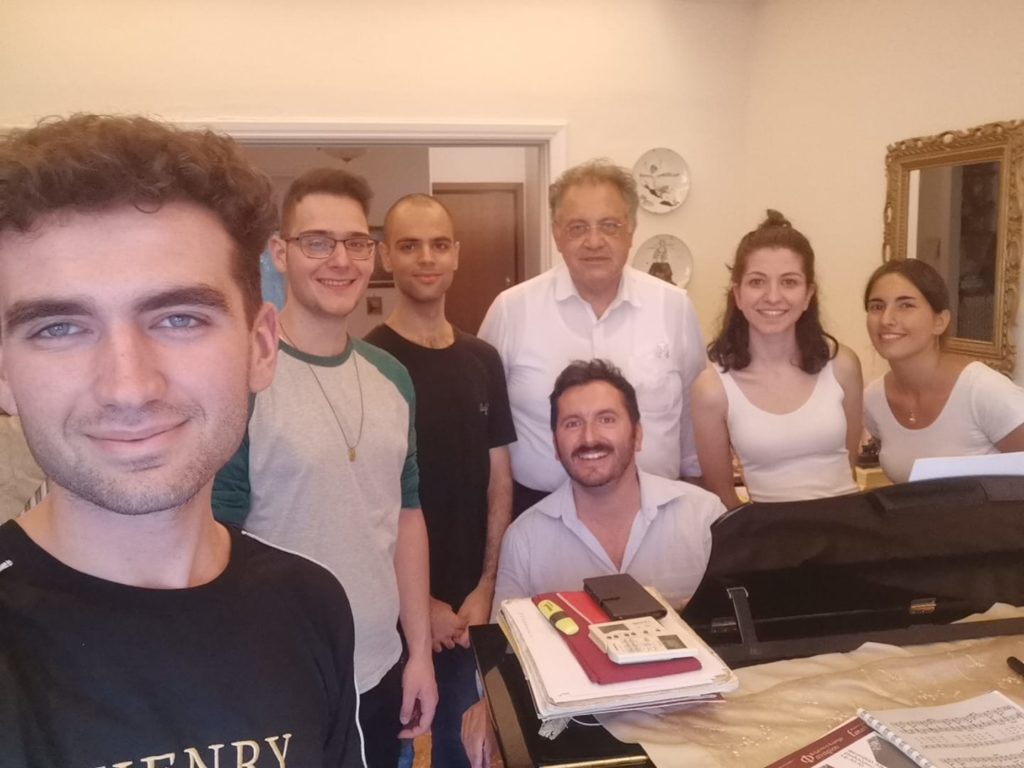 Η Μικτή Νεανική Χορωδία Καρδίτσας του Ωδείου Κων/νος Ευθυμιάδης ταξιδεύει για συναυλίες στη Νότιο Ιταλία
