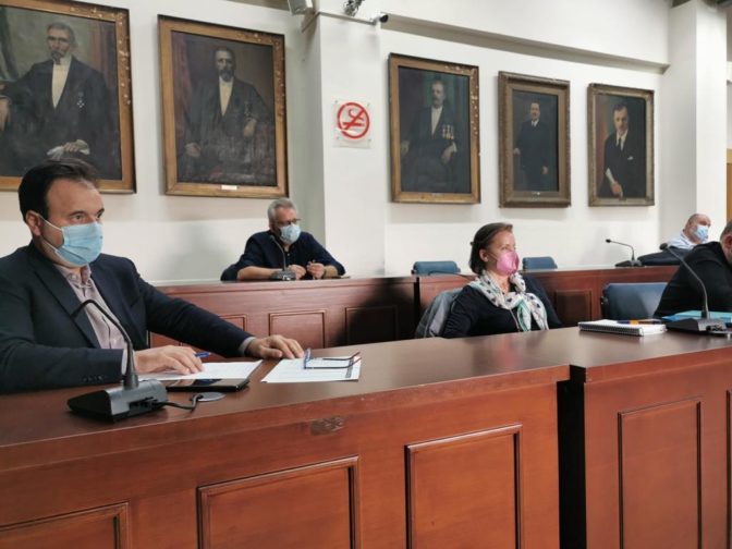 Παντρικαλινή συσπείρωση και εκστρατεία υπέρ των εμβολιασμών