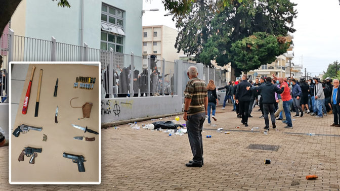 ΕΠΑΛ Σταυρούπολης - Θεσσαλονίκη: "Στη Δημοκρατία έχει θέση αυτός που κρατά ένα μαχαίρι για να κόψει το ψωμί..."