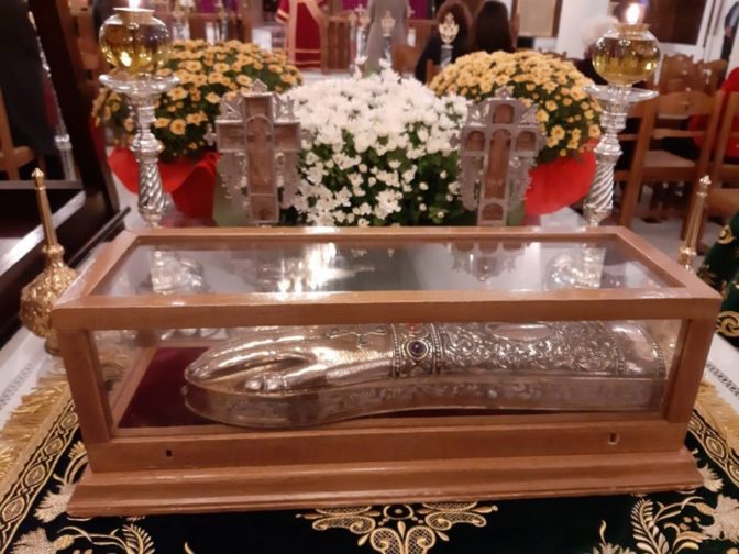 Υποδοχή Δεξιάς Χειρός Αγίου Νεκταρίου στον ομώνυμο Ιερό Ναό των Τρικάλων