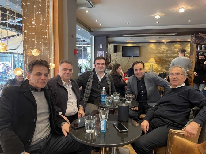 Συνάντηση Τρικαλινών νεοδημοκρατών με τον Κυριάκο Πιερρακάκη.