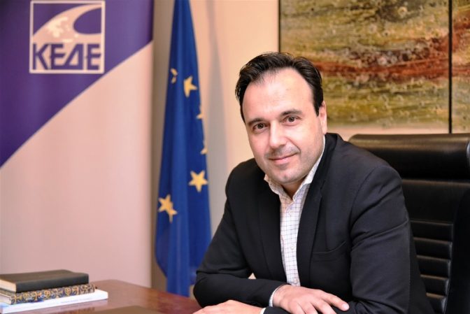 Κινητοποίηση Παπαστεργίου για την αναστολή δρομολογίων ΤΡΑΙΝΟΣΕ εν μέσω γιορτών