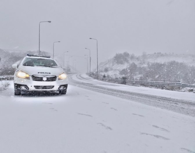 Κρύο και χιόνια στη Θεσσαλία - Ραγδαία επιδείνωση του καιρού