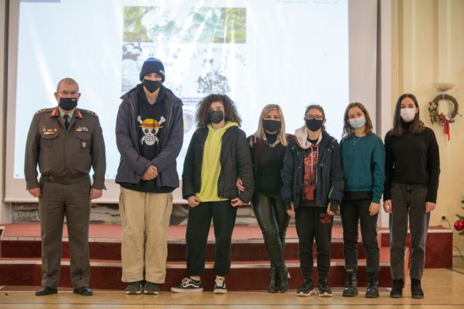 Βράβευση μαθητών του 1ου Γυμνασίου Τρικάλων σε μαθητικό διαγωνισμό ζωγραφικής