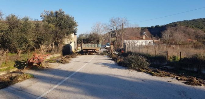 Καθαρισμός τσιμενταυλάκων στην Κοινότητα Θεόπετρας