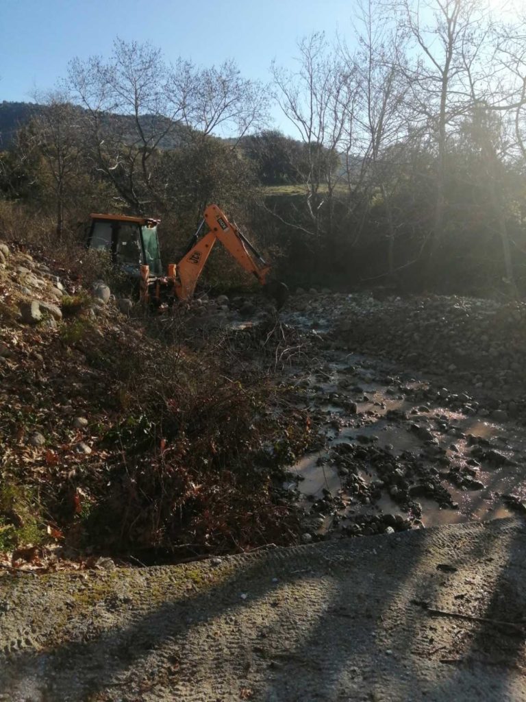 Συνεχίζονται οι αντιπλημμυρικές παρεμβάσεις και εργασίες στον Δήμο Μετεώρων