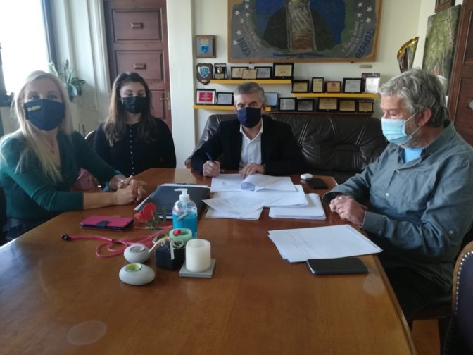 Ολοκληρώνει την αντικατάσταση αγωγών στο σύνολο του δικτύου ύδρευσης της Σκιάθου η Περιφέρεια Θεσσαλίας