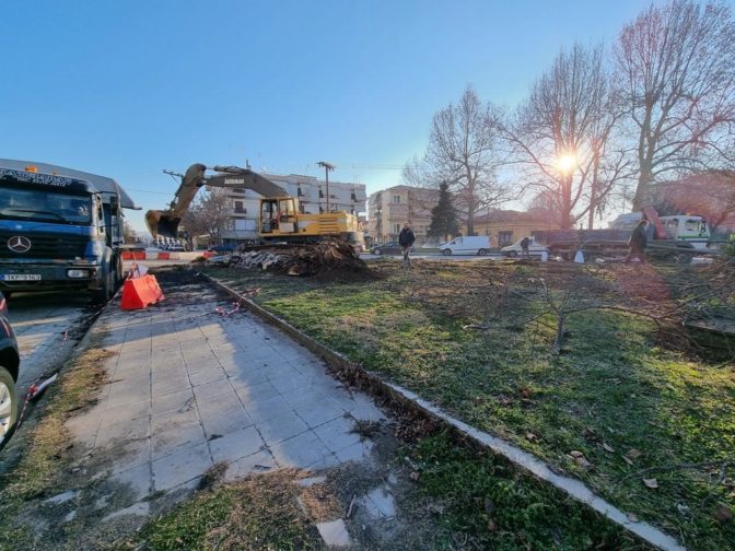 Δήμος Τρικκαίων: Ξεκίνησε η κατασκευή 2 κυκλικών κόμβων στα Τρίκαλα