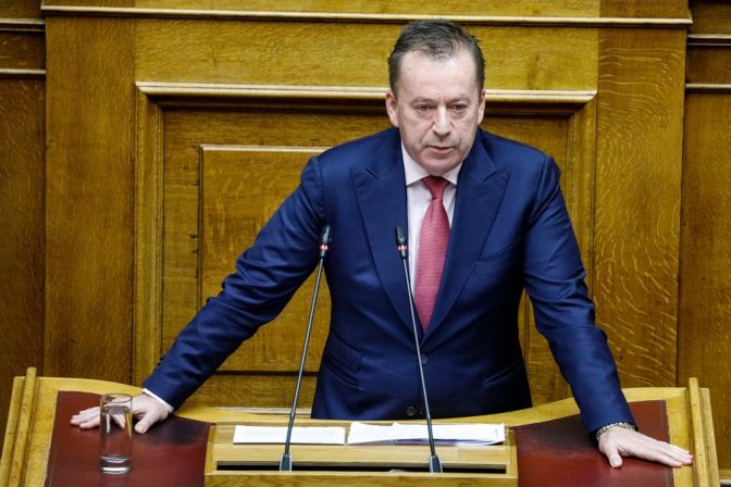 Ο Κόκκαλης ζητά την άποψη των Λαρισαίων για αντιπλημμυρικά έργα / κατώτατο μισθό / αύξηση ενεργειακού κόστους