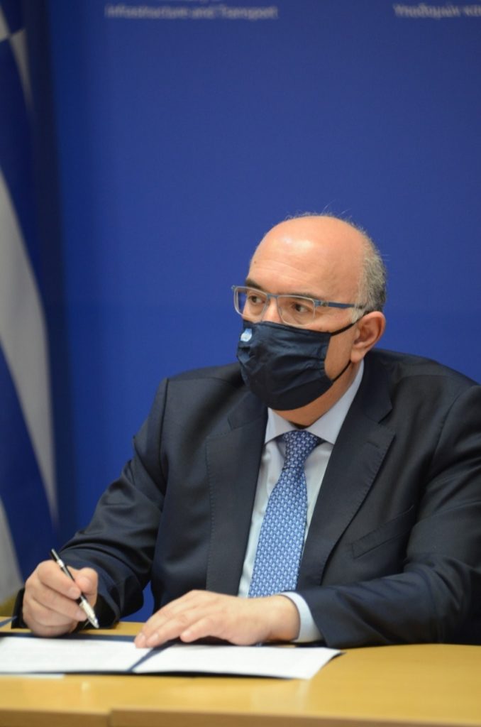 Δεσμεύτηκε ο υφυπουργός Μεταφορών για την κατασκευή του ΚΣΥΛ στον Ελαιώνα, απαντώντας σε επίκαιρη ερώτηση του Π. Κουρουμπλή