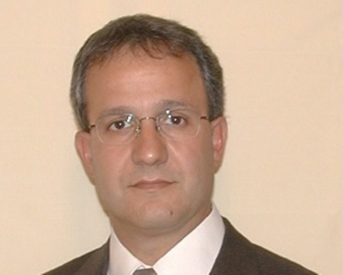 Λογαριασμοί ρεύματος: πληρώνουμε πάνω από 2 δισεκατομμύρια αντί για 200 εκατομμύρια!