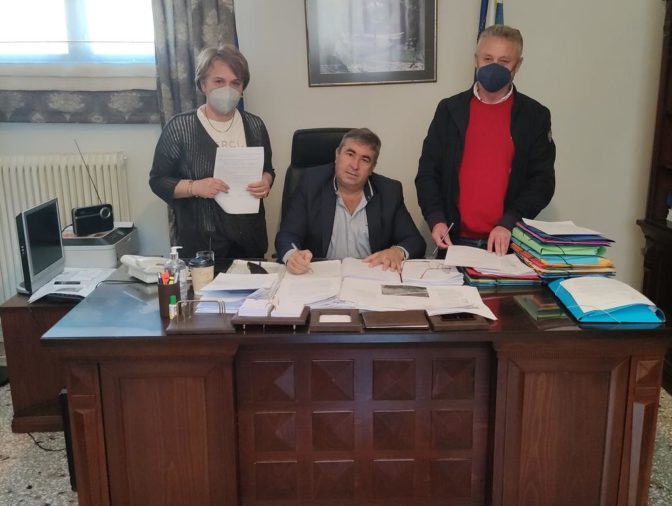 Καινούργια σύμβαση έργου υπέγραψε ο Δήμαρχος Πύλης κ. Κωνσταντίνος Μαράβας