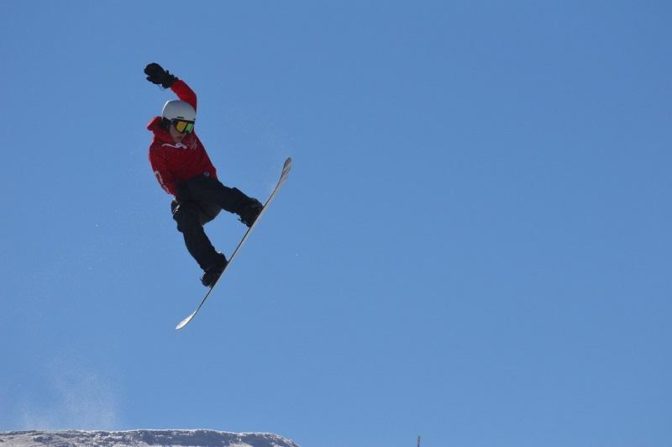 Πρωταθλητές χιονοσανίδας, στο Big Air ο Δήμος Μούργκος και η Μαργαρίτα Ζωγράφου