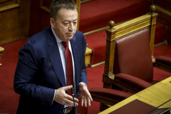 Κόκκαλης για επανασύνδεση ρεύματος σε σπίτι αγρότη: Ευτυχώς η δικαιοσύνη πράττει ότι δεν κάνει η κυβέρνηση