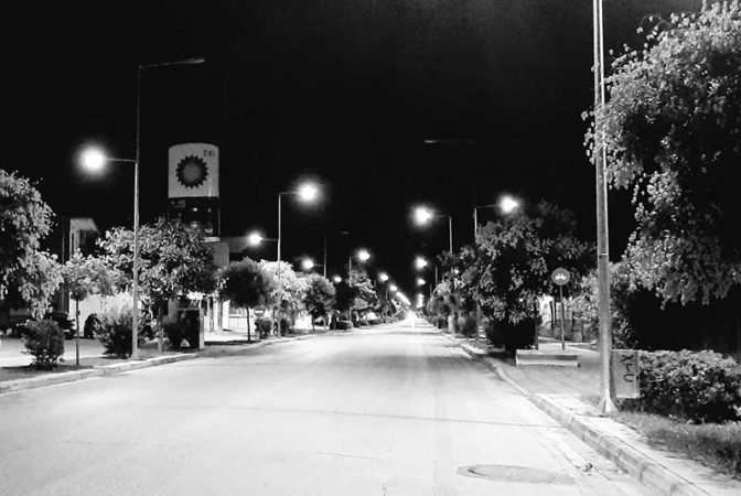Αυτοκίνητα μόνο για Κυριακές και γιορτές στα Τρίκαλα