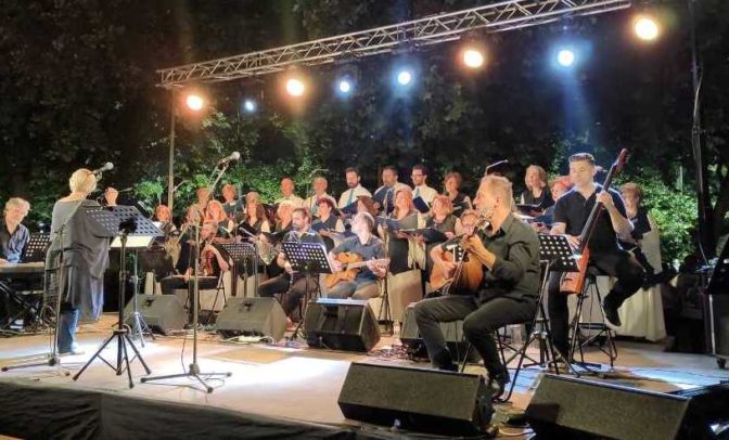 Ο μεγάλος Μίκης στις καρδιές όλων, σε αφιέρωμα στο Μουσείο Τσιτσάνη
