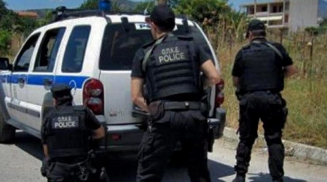 Επιχείρηση της ΕΛ.ΑΣ. στη Λάρισα – Συνελήφθησαν 6 άτομα