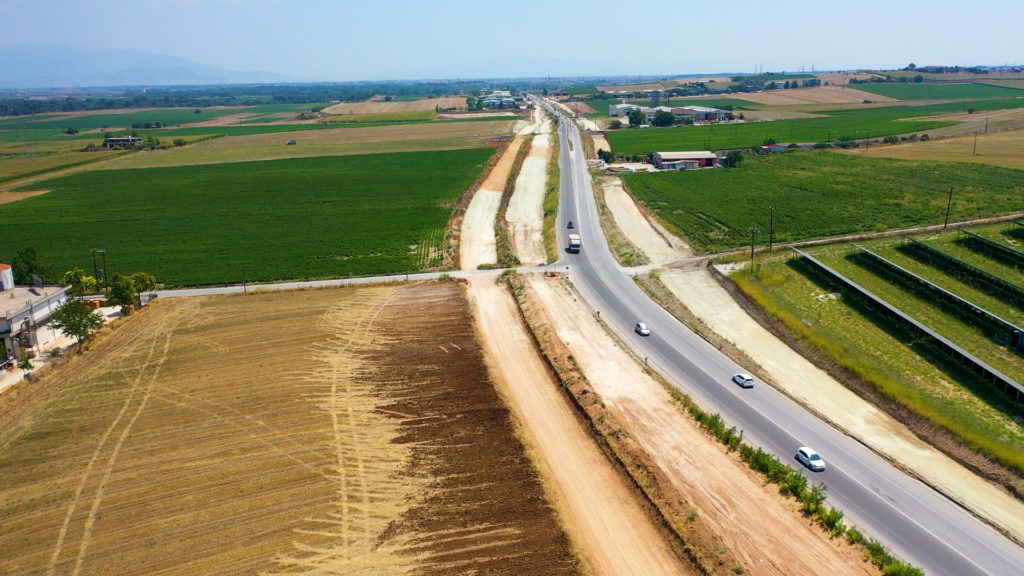 Λάρισα: Σε εξέλιξη οι εργασίες στο νέο δρόμο από Τερψιθέα έως Ραχούλα