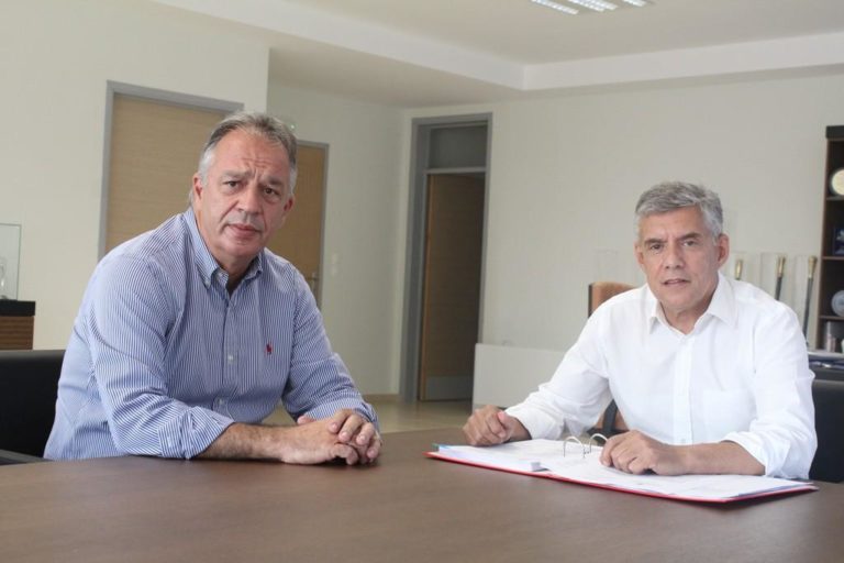 Ανάπλαση πλατειών σε Νομή, Σερβωτά και Πετρόπορο