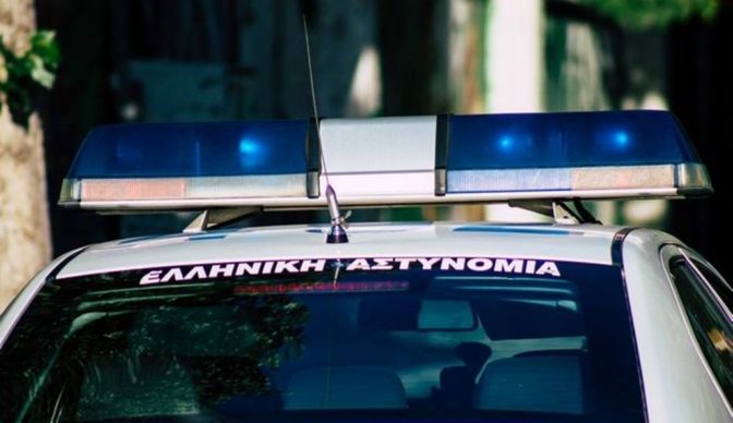 Πύλη: Συνελήφθησαν δύο ημεδαποί για απάτη σε βάρος ηλικιωμένης