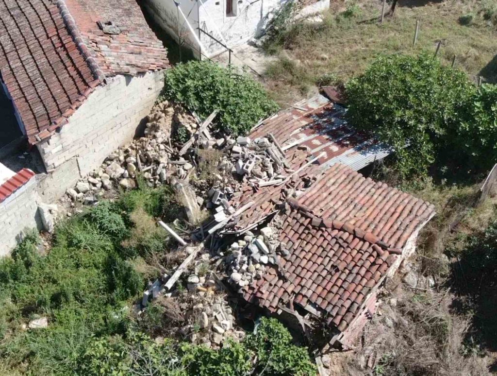 Κόκκαλης στο Πραιτώρι Ελασσόνας: Χωρίς πάτο η κοροϊδία στους σεισμόπληκτους, δεν έχουν μαζέψει καν τα μπάζα ενάμιση χρόνο μετά