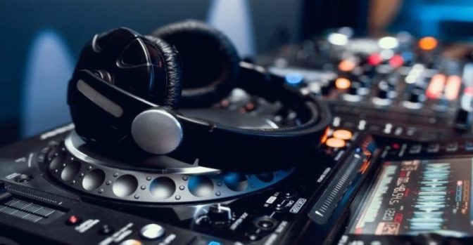 Λάρισα: Σύλληψη ημεδαπού για παραβάσεις σε κατάστημα υγειονομικού ενδιαφέροντος