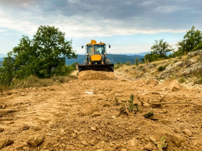 Πρόσβαση στην Κουμαριά με οδικά έργα δίνει ο Δήμος Τρικκαίων
