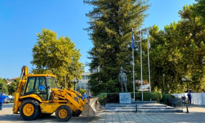 Καταγγελία για την αλλοίωση του χαρακτήρα της πόλης μας από τον δήμαρχο της, Δημήτρη Παπαστεργίου