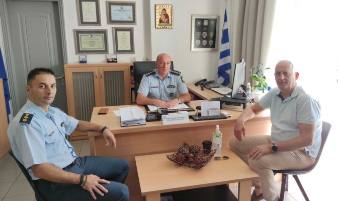 Επίσκεψη Χρήστου Τρικάλη στην Αστυνομική Διεύθυνση Τρικάλων