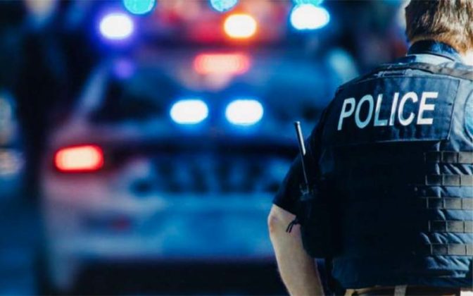 Βόλος: 43χρονος μπούκαρε από το μπαλκόνι και έσπασε τα δόντια του πεθερού του