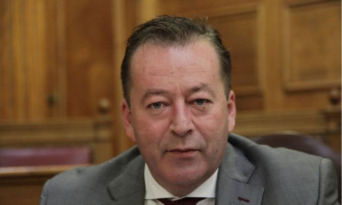 Στη βουλή φέρνει ο Κόκκαλης τα «πάθη» της Νέας Σμύρνης: Πηγή ανασφάλειας για τους κατοίκους η ελλιπής αστυνόμευση