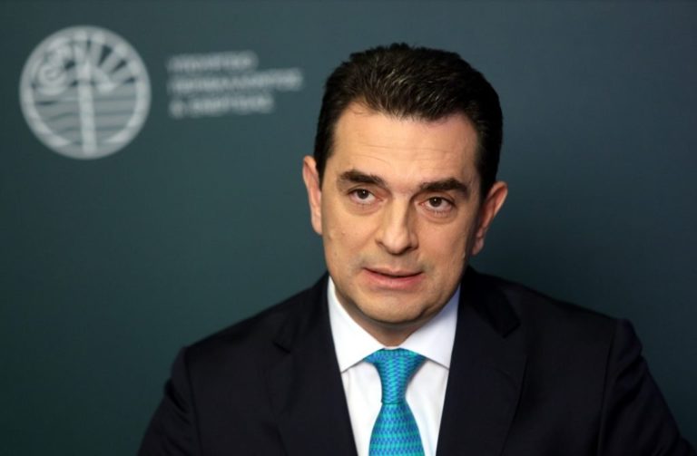 Θετικός ο Σκρέκας στη μη εγκατάσταση Αιολικών Πάρκων στον ορεινό όγκο των Τρικάλων
