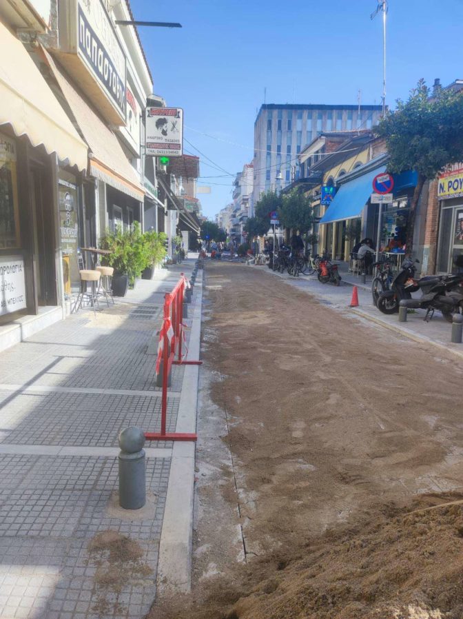Η ΔΕΥΑΤ ρίχνει νέους κυβόλιθους στην Καραϊσκάκη