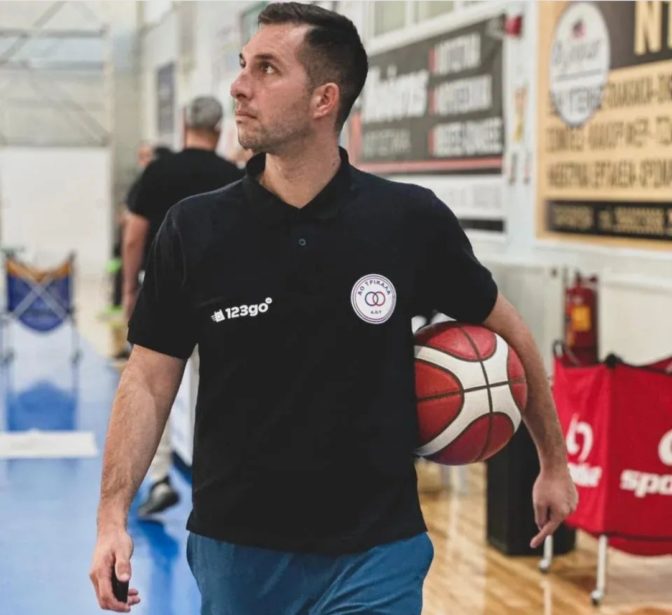 Κάλεσμα Μήτσα στον κόσμο του ΑΟ Τρίκαλα για το ντέρμπι με τον Αμπελώνα: "Το ματς είναι do or die για εμάς'