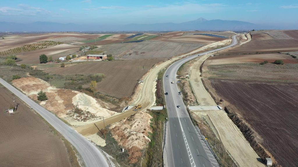 Ολοκληρώνεται ο κλειστός αυτοκινητόδρομος που ενώνει τη Λάρισα με τα Τρίκαλα